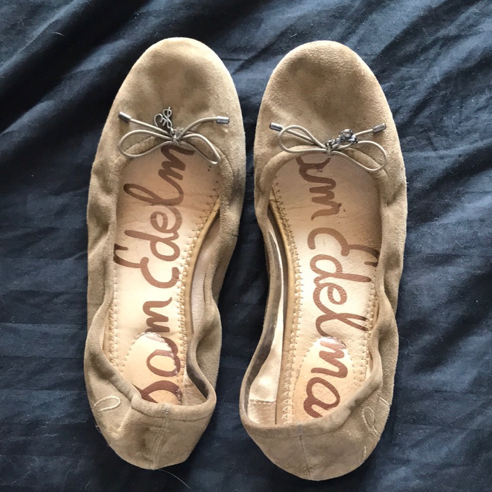 Sam Edelman Felicia olive green ballet flats.